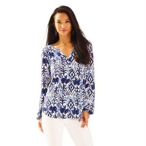 Lilly Pulitzer Lilias Tunic Top Tons of Fun Elephant Ikat Print Size Small Navy